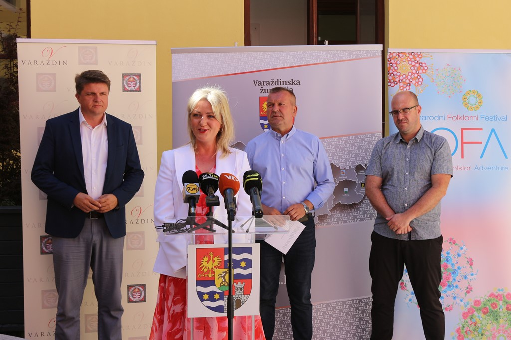 020725_cofa_3JPG 020725_cofa_3JPG