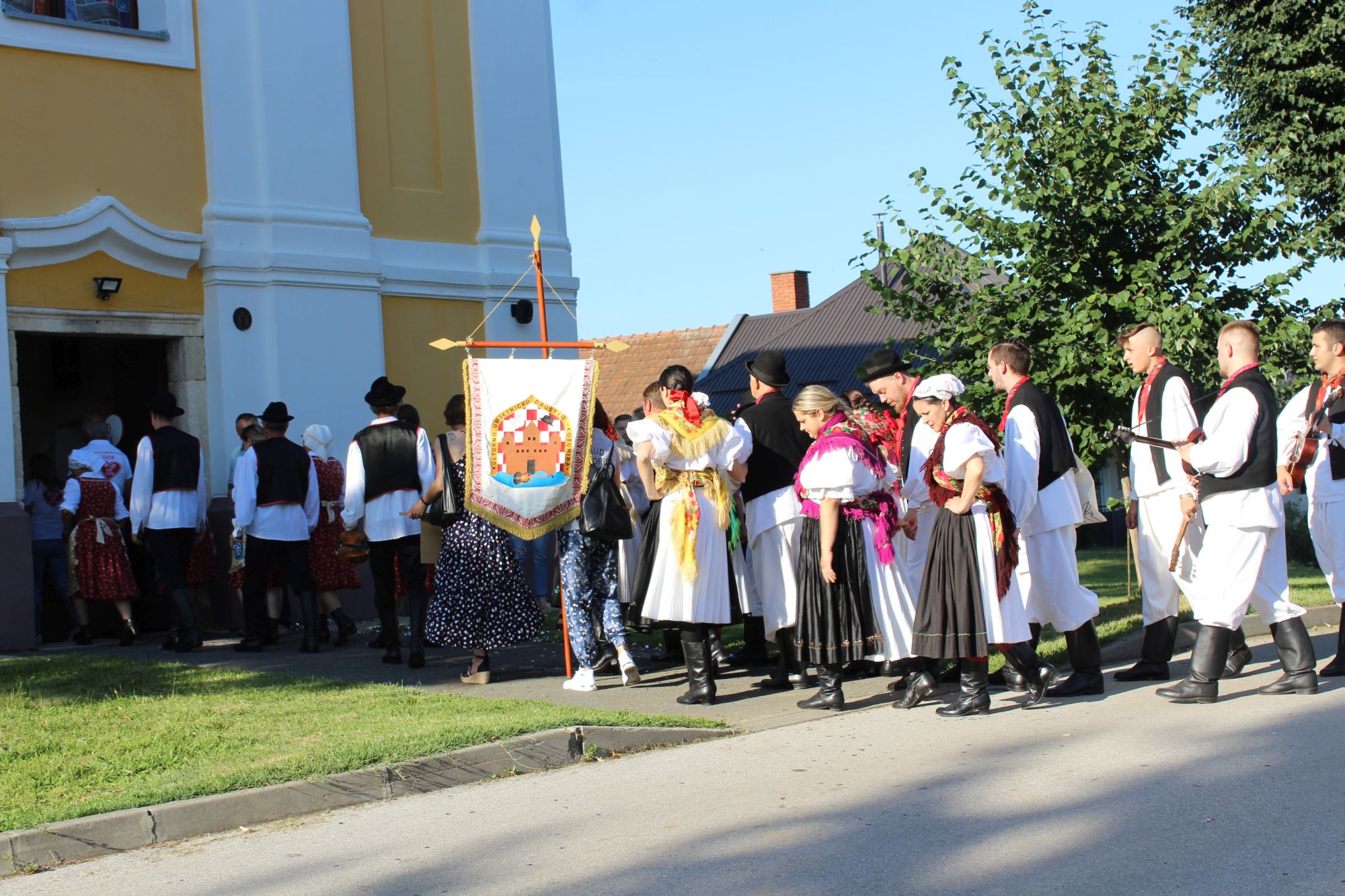 Image 5764577 (auto)