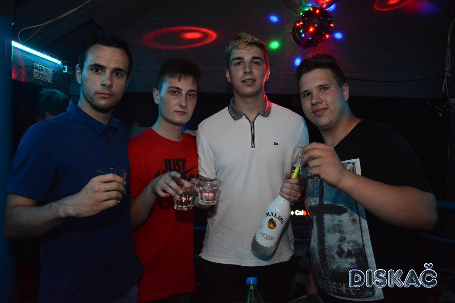 Image 3822929 (auto)