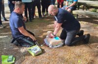 030525_defibrilator_12