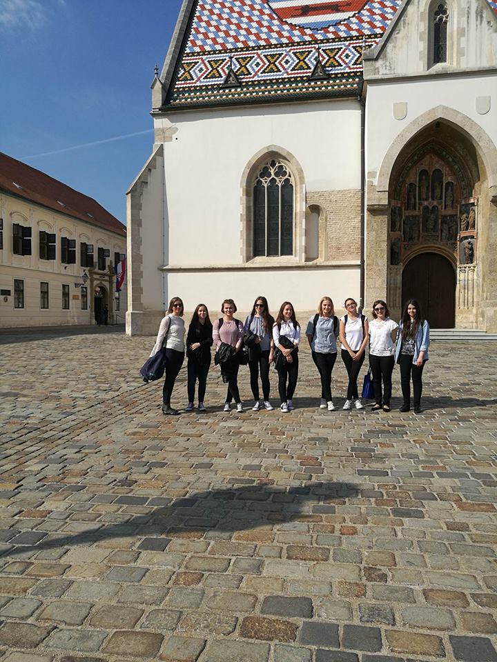 3074307610214164192076343824319