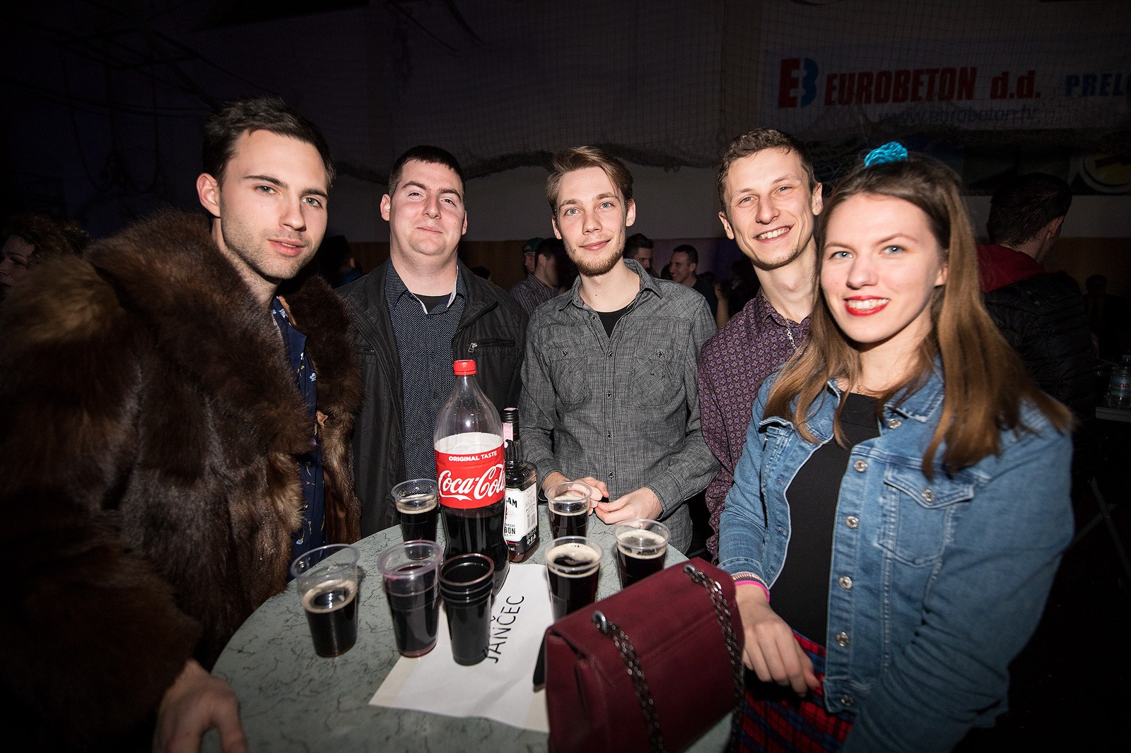 TRASH PARTY U PRELOGU Minea, Ivana Banfić i Ella napravile ludnicu na partyju!