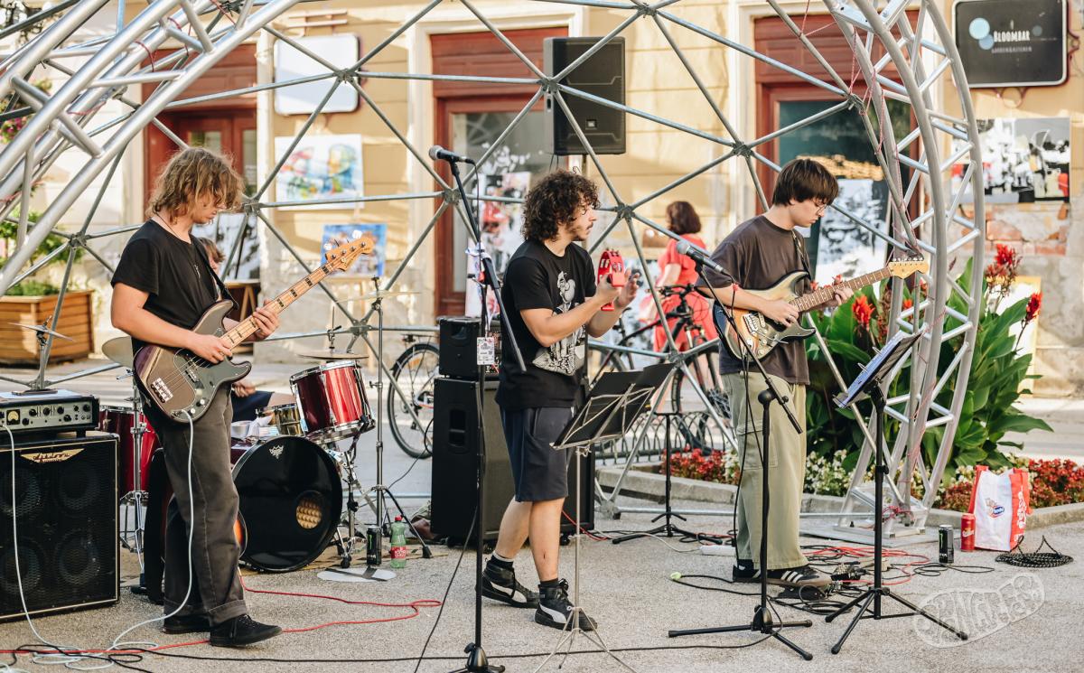 Image 5810963 (auto)