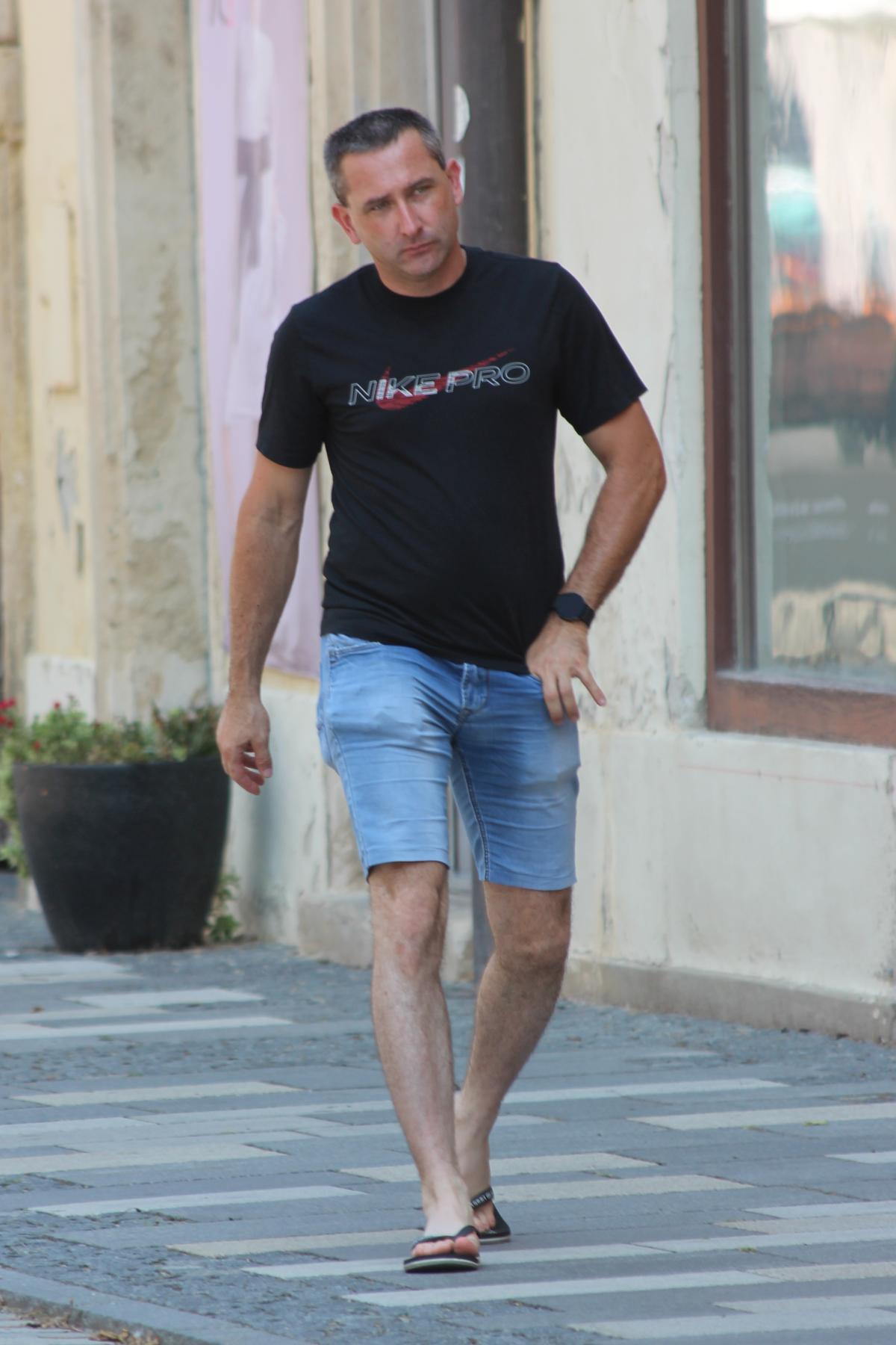 Image 5440494 (auto)