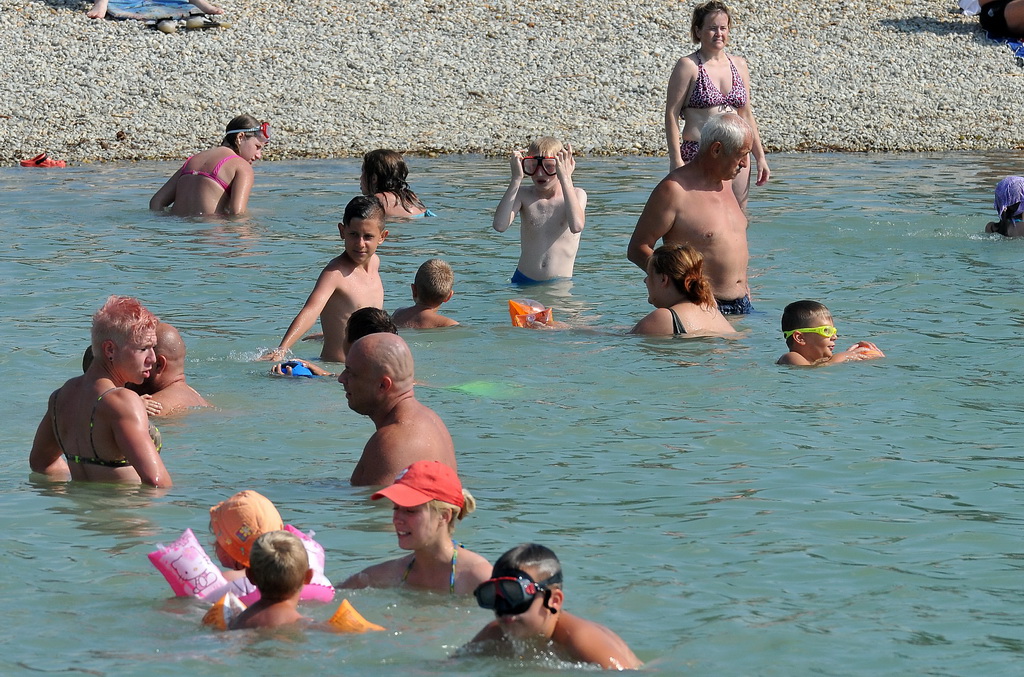 kupanje na Dravskim bazenima i Aquacityju kupanje na Dravskim bazenima i Aquacityju