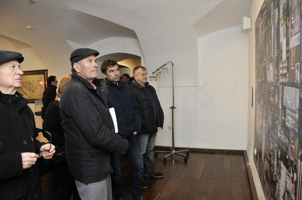 Sto godina tekstila, izložba Varteks