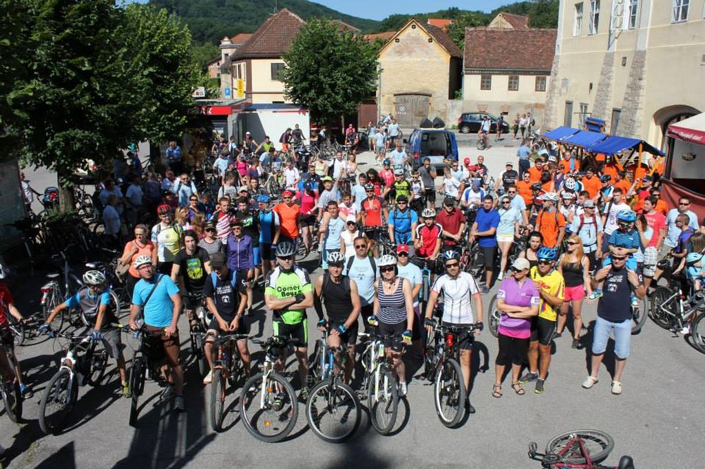 1114114510153526771884040418361