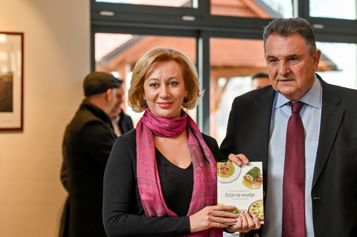 Image 4087639 (auto)