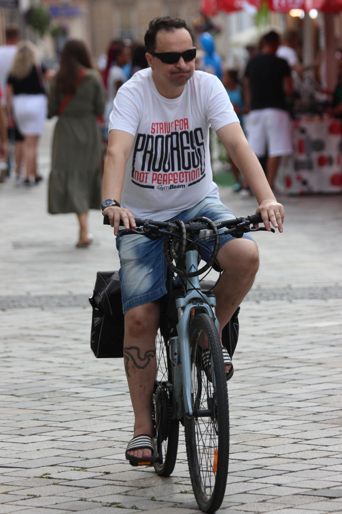 Image 5450276 (auto)