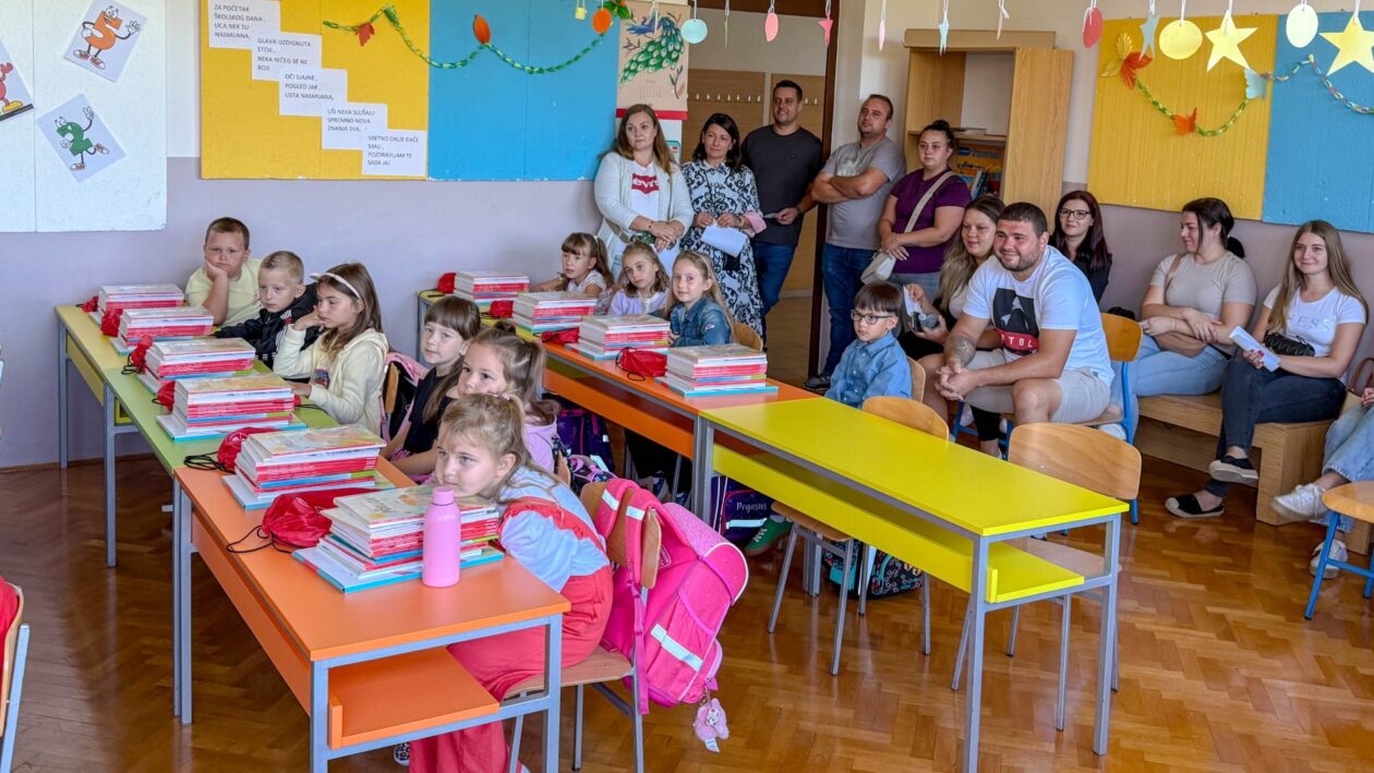 080925-prvi-dan-skole-marusevec-011 (Large)