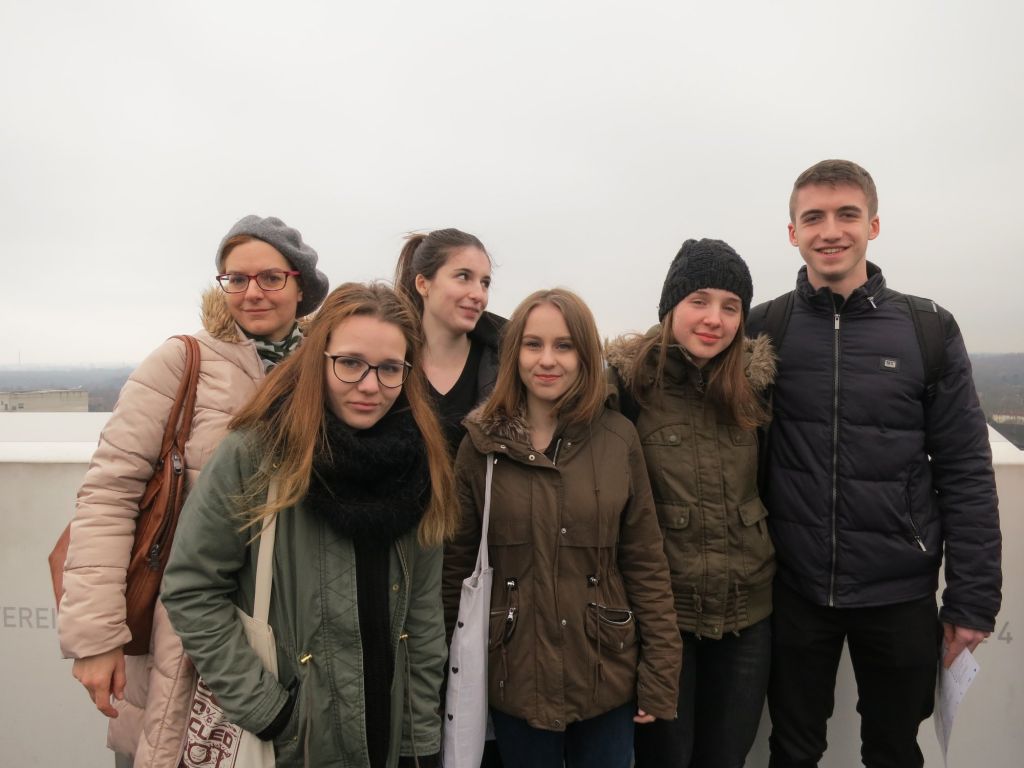 3106444413692935632163355469758