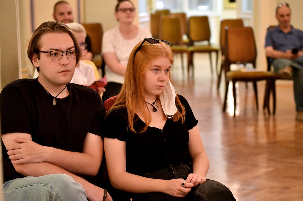 Image 4641532 (auto) Image 4641532 (auto)