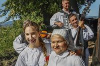 09 Treća nagrada – Branko Težak, Gnječenje grožđa