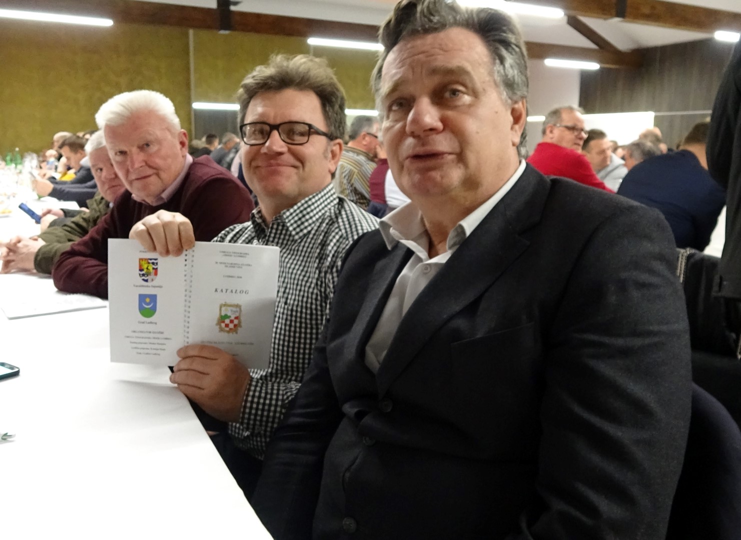 Image 4076783 (auto)