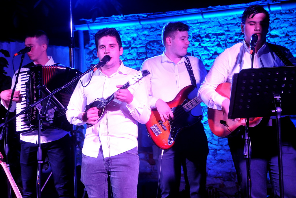 18. ročkas Rock Art Caffea 18. ročkas Rock Art Caffea