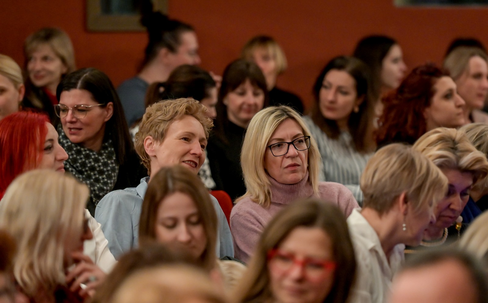 Tjedan smijeha, Kerekesh Teatar