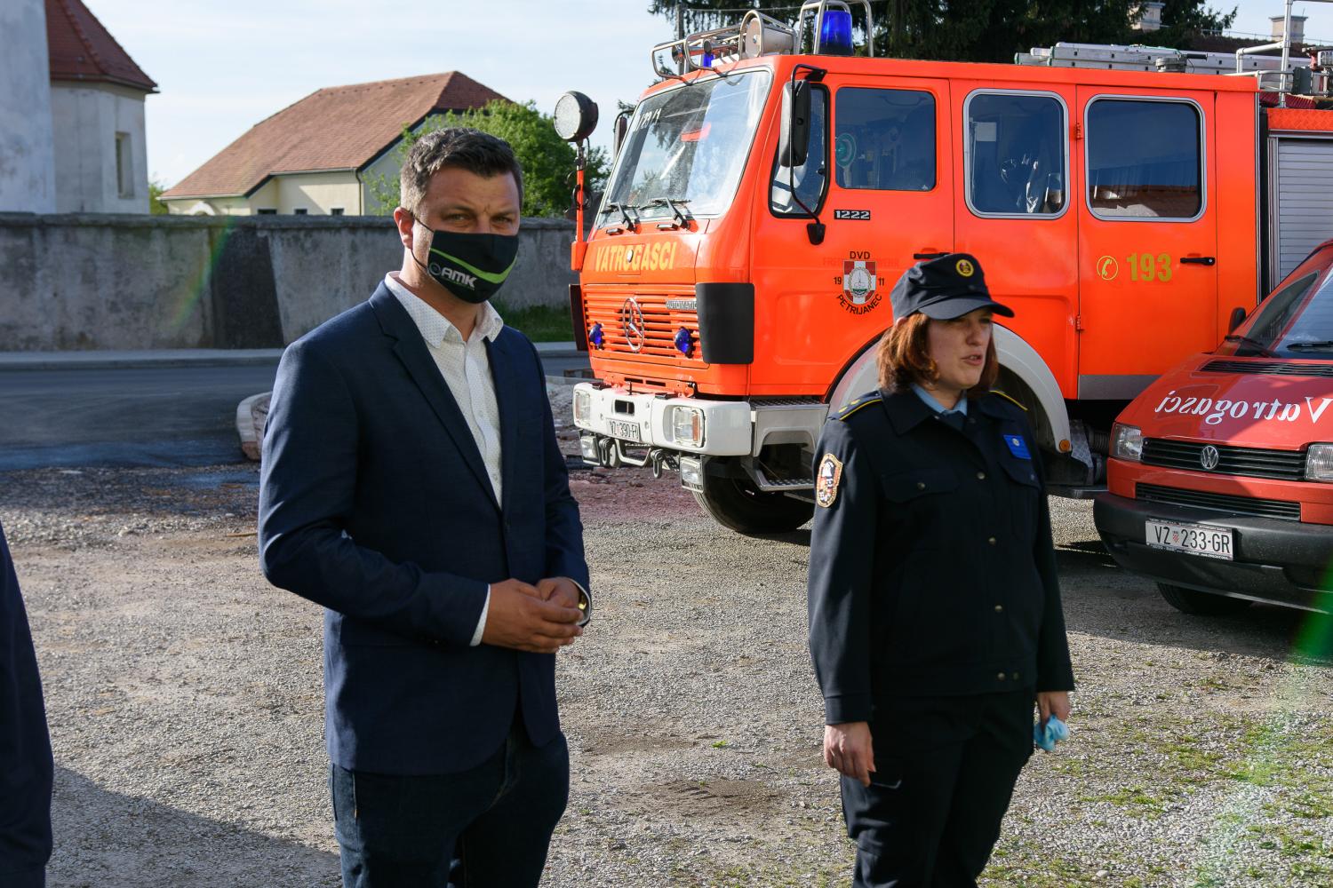 Image 4908820 (auto)