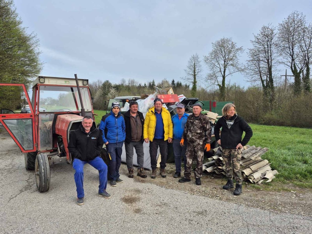 0cbbb4b1-4b7c-47d3-88f3-19dd1b93624c 0cbbb4b1-4b7c-47d3-88f3-19dd1b93624c