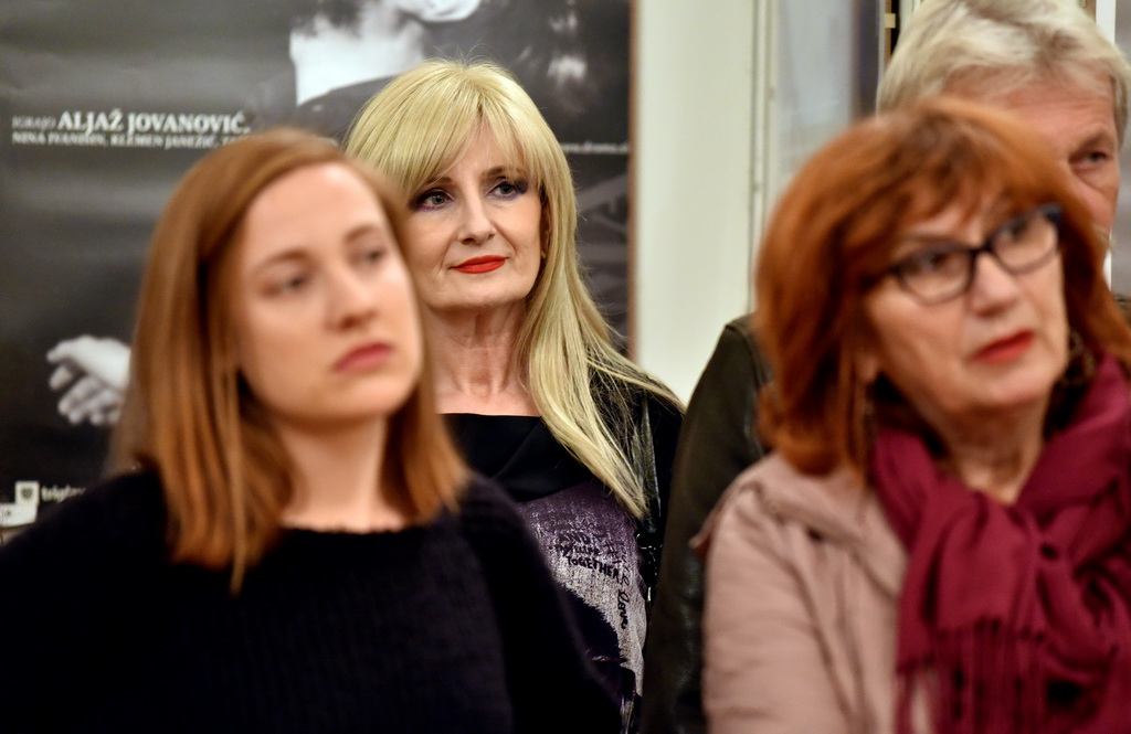 Image 3971873 (auto)