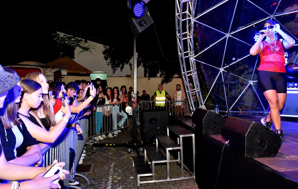 Image 5398868 (auto)