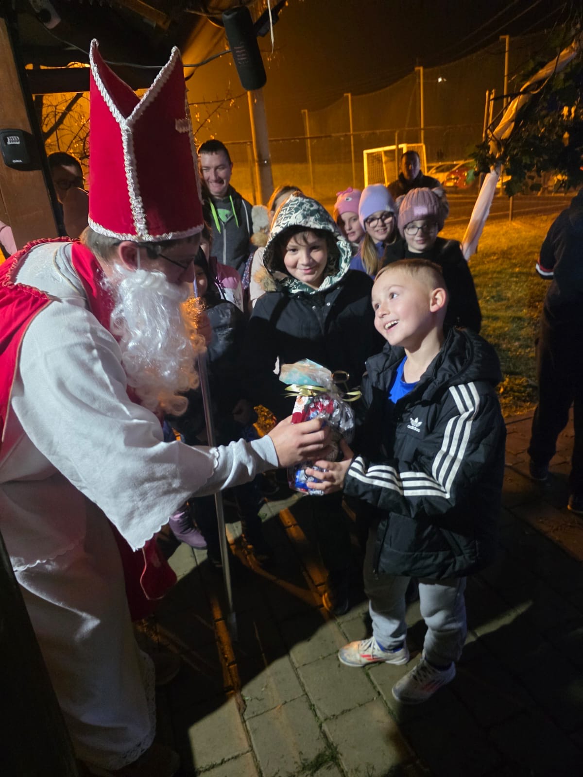 0d851e4c-14d3-4581-bfa4-e929fe22d560 0d851e4c-14d3-4581-bfa4-e929fe22d560