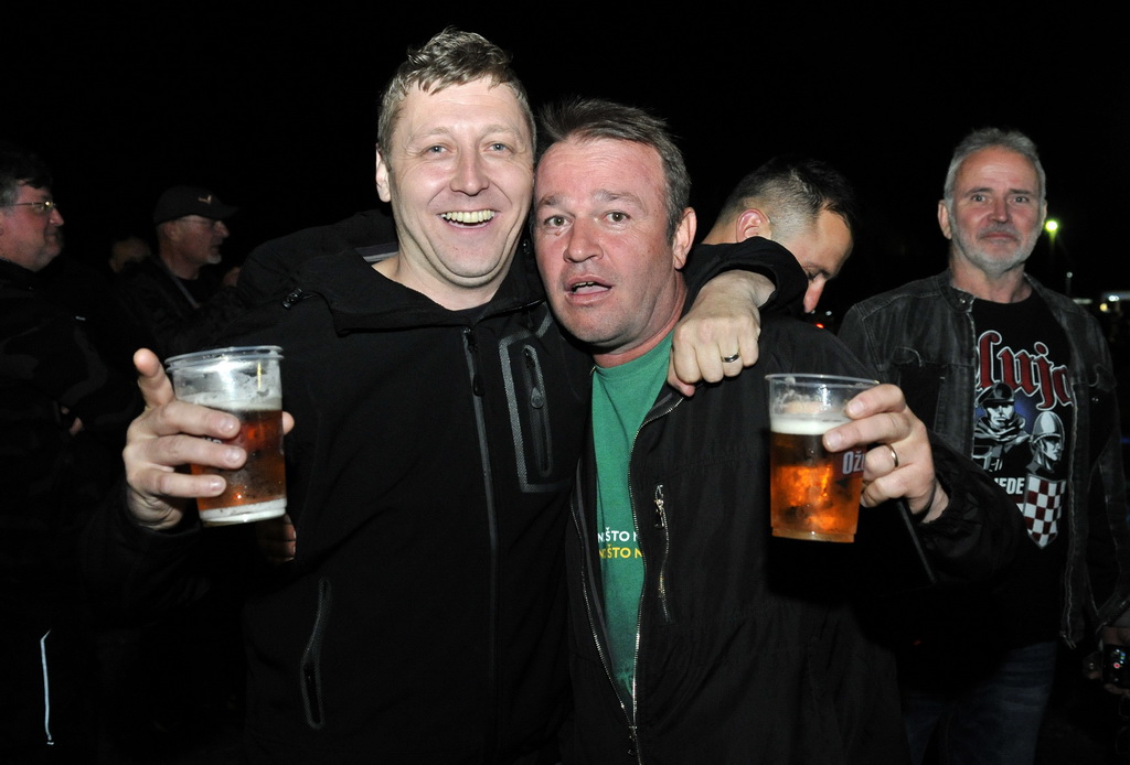 Psihomodo pop na motorijadi u Biškupcu