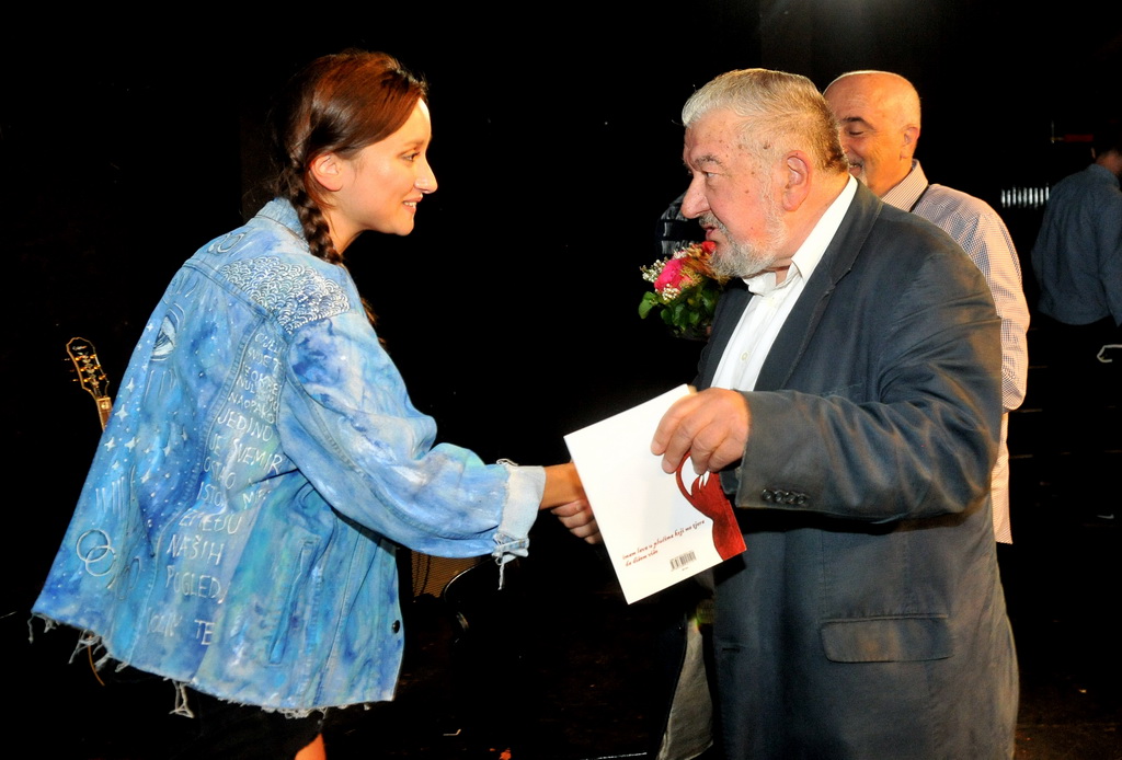 Hana Kunić – Rika