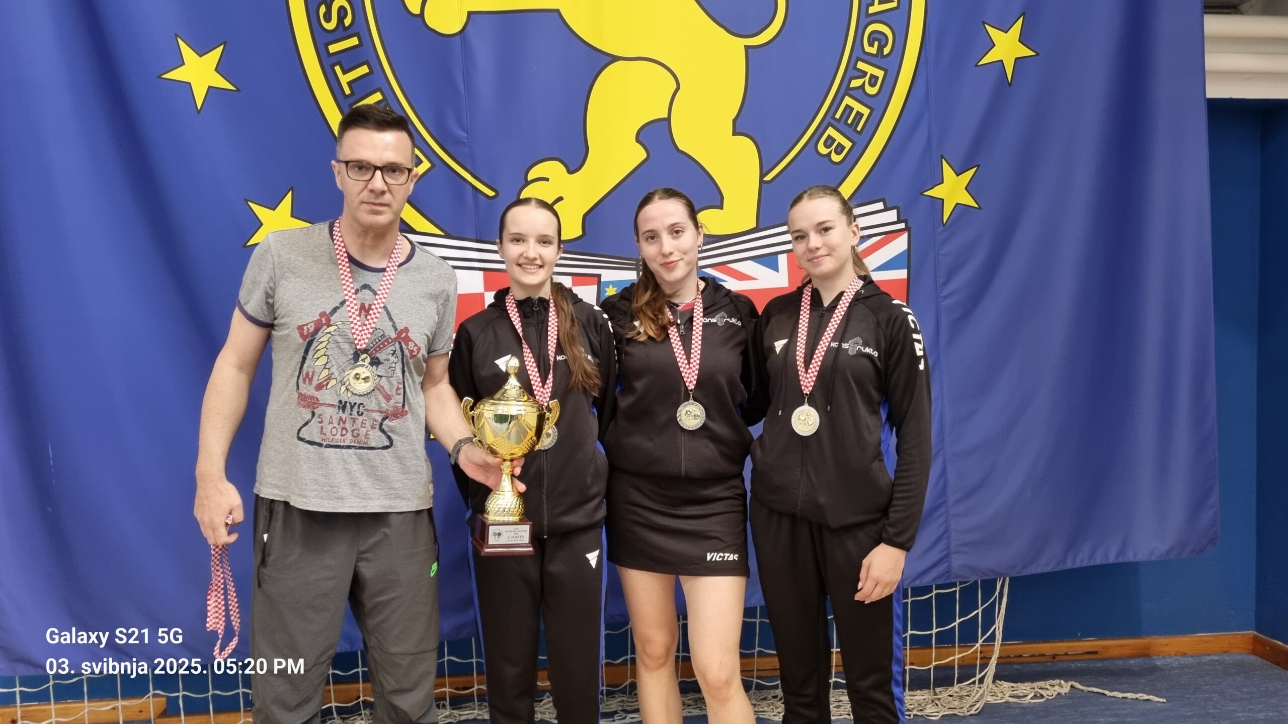 1000032523 1000032523