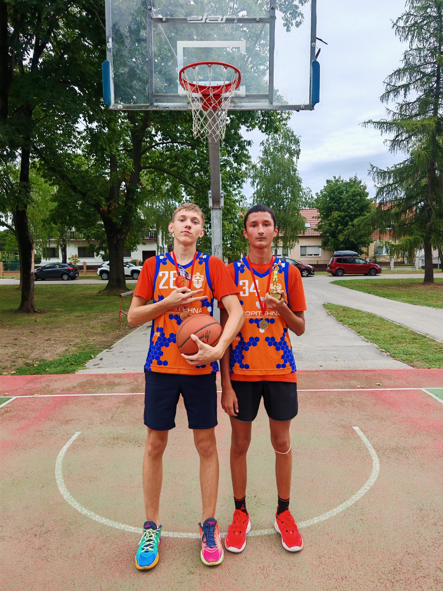 1000056452 1000056452