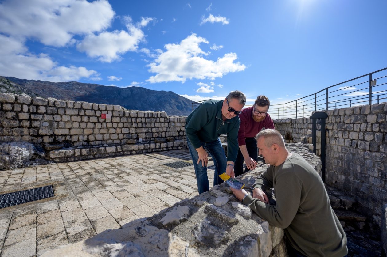 1000187864 1000187864