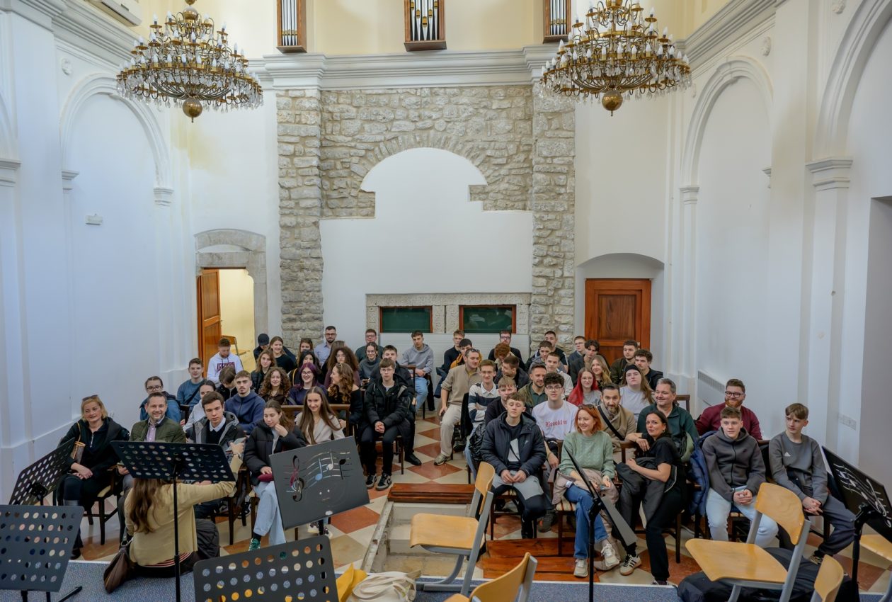 1000187871 1000187871