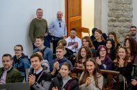 1000187872 1000187872