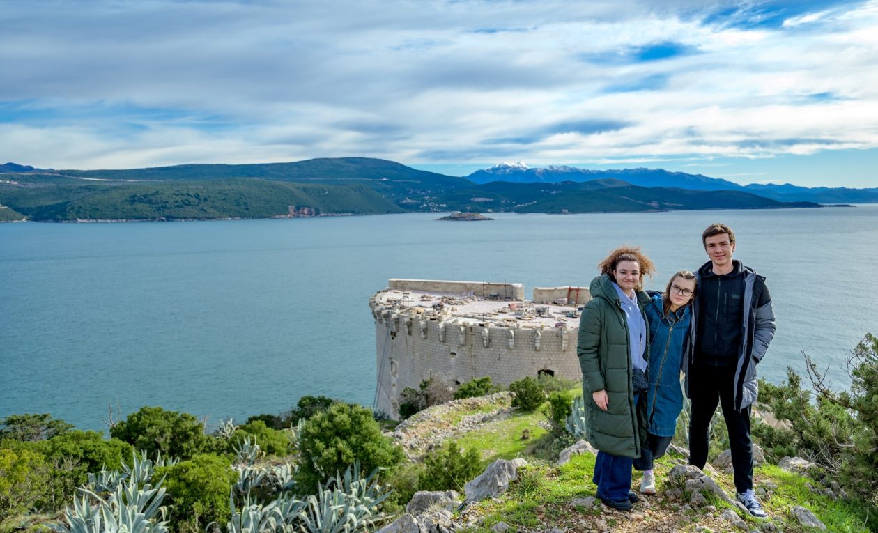 1000187881 1000187881