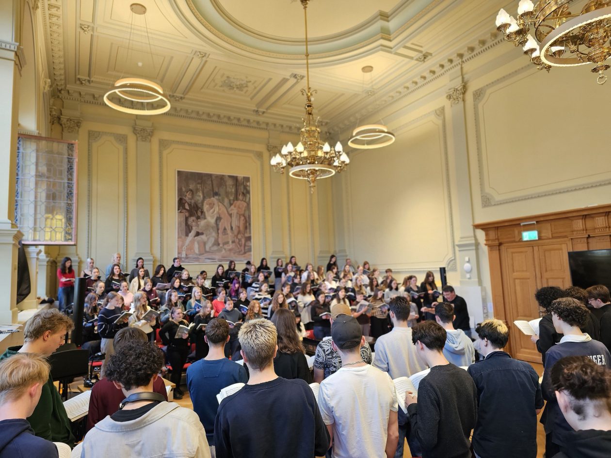 1000198119 1000198119