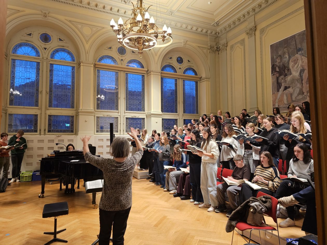 1000198124 1000198124