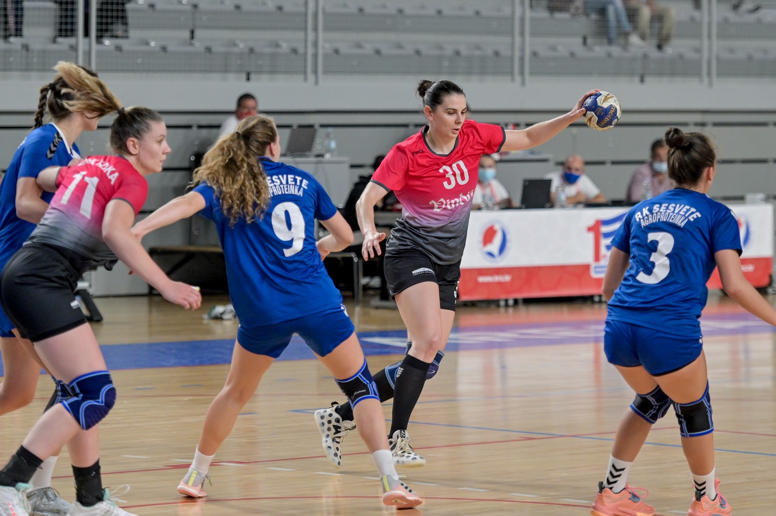 Koka – Sesvete rukomet, Ivana Dežić