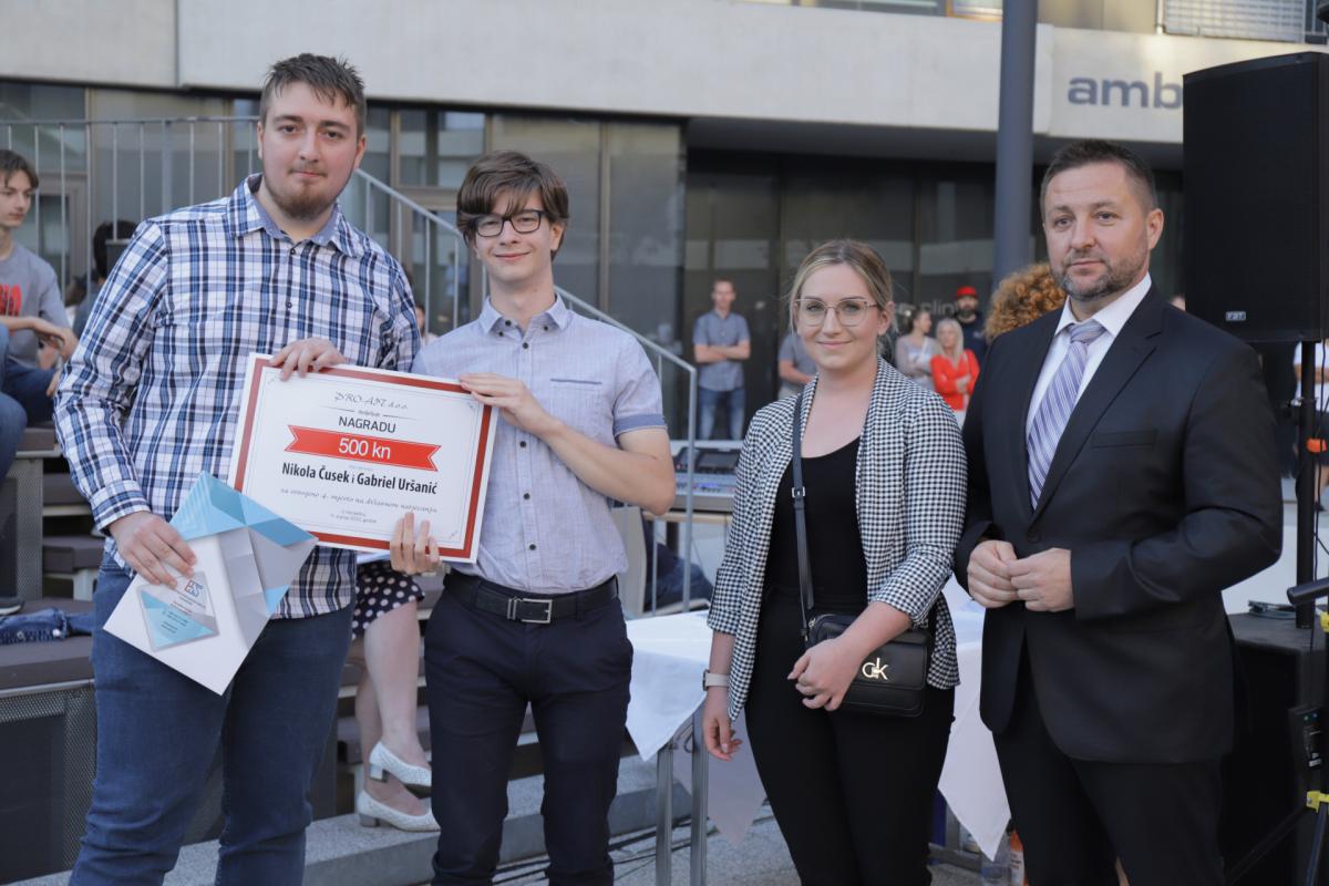 Image 5418882 (auto) Image 5418882 (auto)