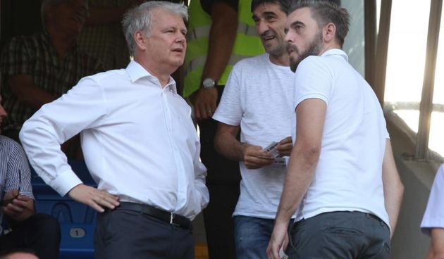 Image 4040587 (auto)