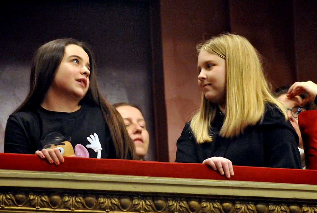 Praizvedba predstave Trojica u Trnju