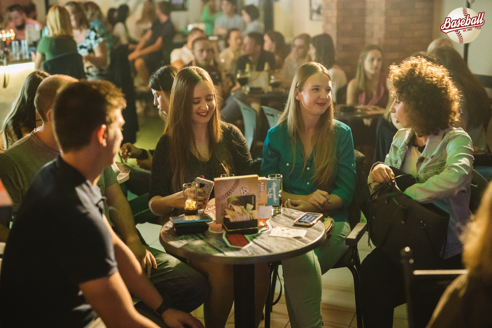 Studio smijeha u Baseball baru Studio smijeha u Baseball baru