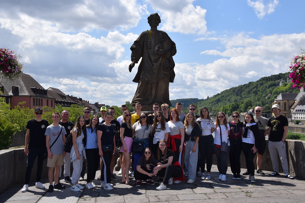 Image 5771857 (auto)