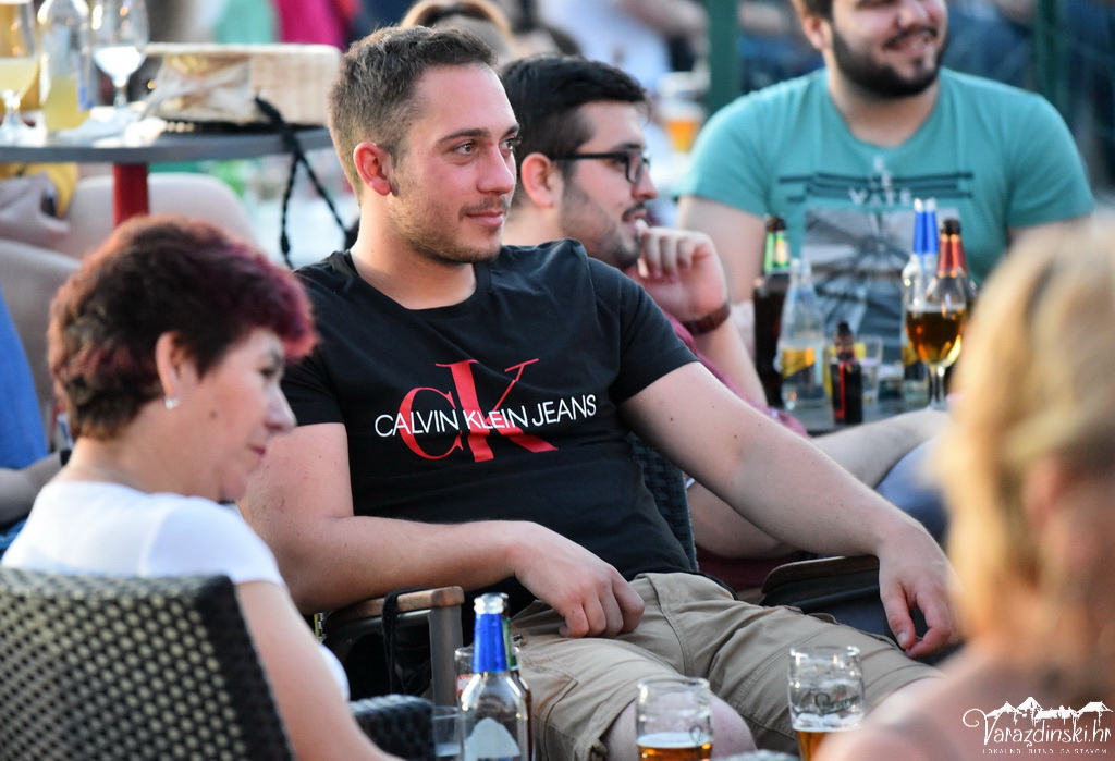 Image 4532230 (auto)