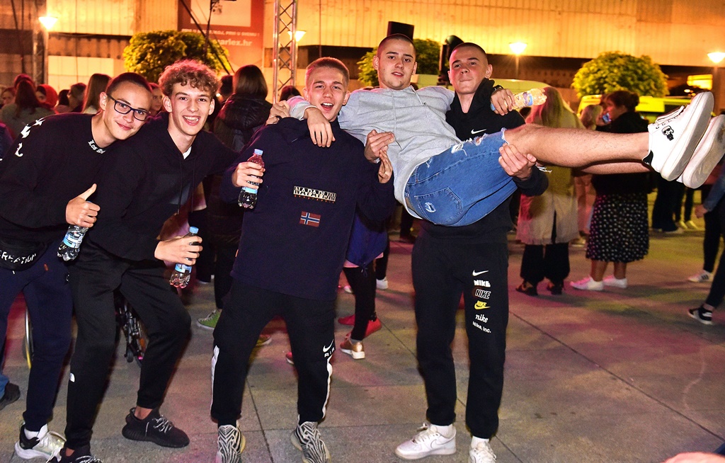 Image 5861457 (auto)