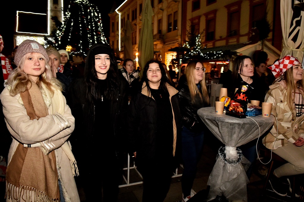 Image 5553621 (auto)