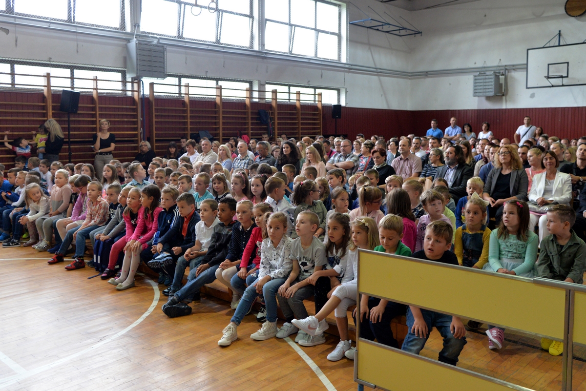 Svečano obilježen prvi dan škole u varaždinskoj Šestoj osnovnoj