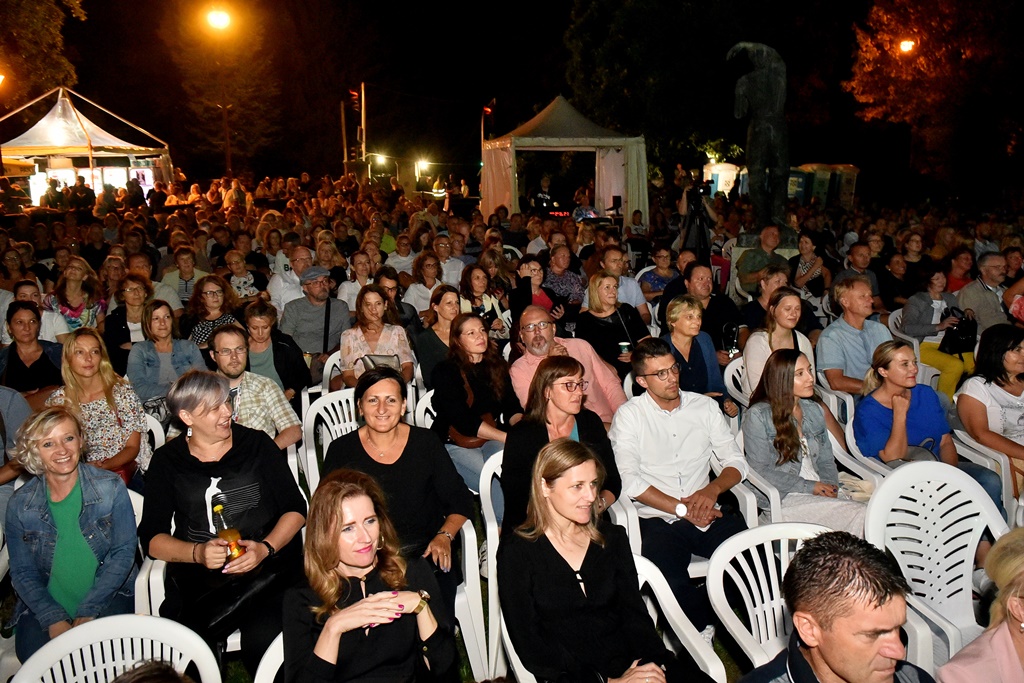 Image 5456910 (auto)