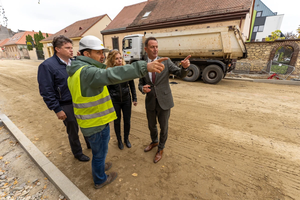 16.10.2024. – OBILAZAK RADOVA_Grad Varaždin_FB Media (15 of 30) – foto grad varazdin 16.10.2024. – OBILAZAK RADOVA_Grad Varaždin_FB Media (15 of 30) – foto grad varazdin