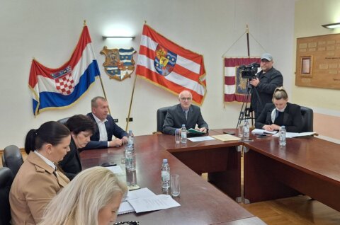 160425_savjet za sigurnost prometa_6 160425_savjet za sigurnost prometa_6