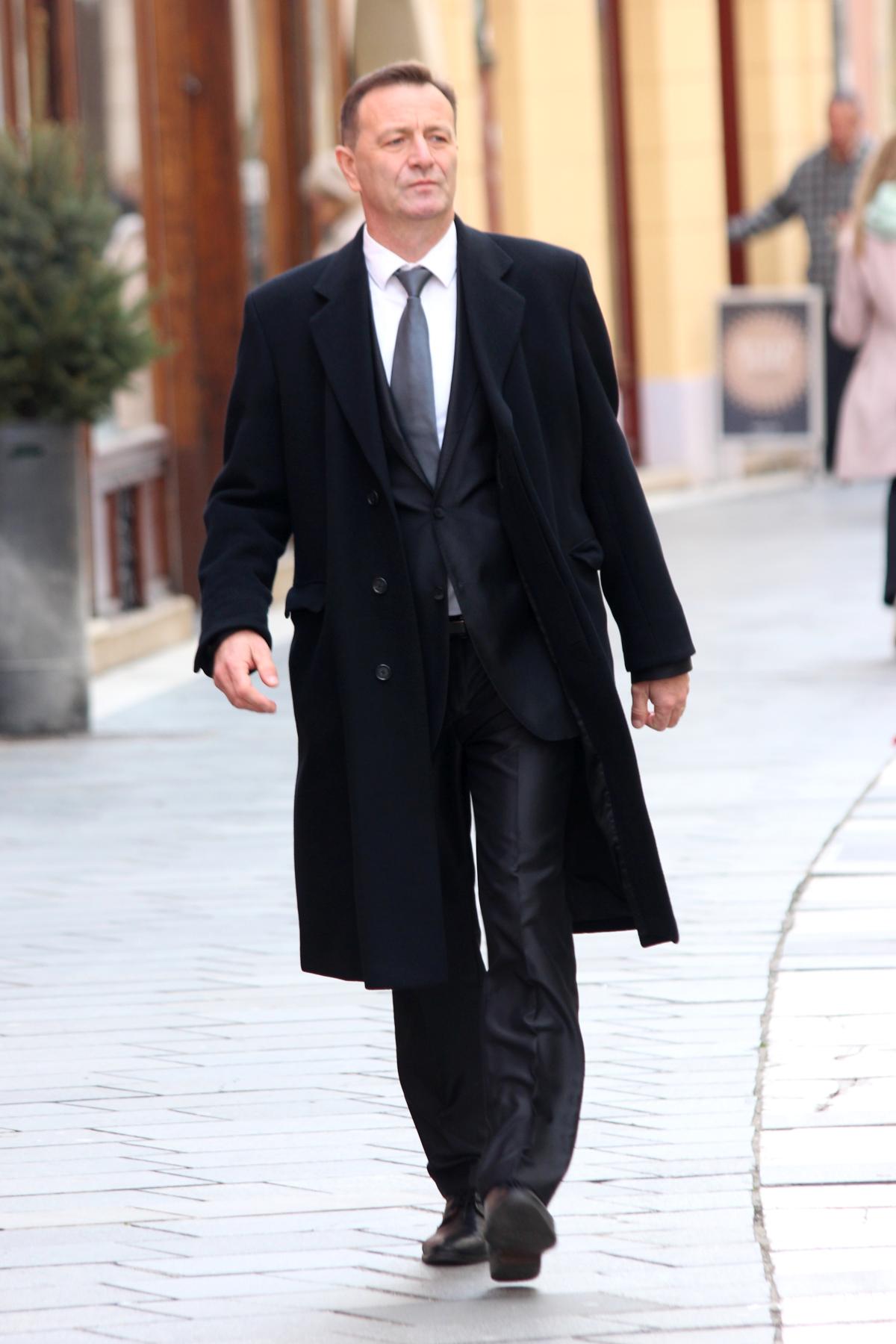 Image 5528528 (auto)