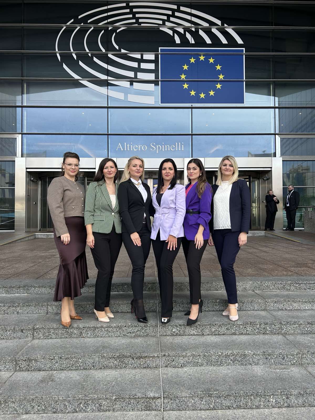 1729070282948 1729070282948